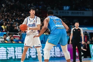 追梦：抢七根本不存在什么战术调整 就是文班对阵SGA的个人秀